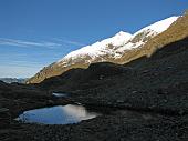 04_Masoni inbiancato si specchia